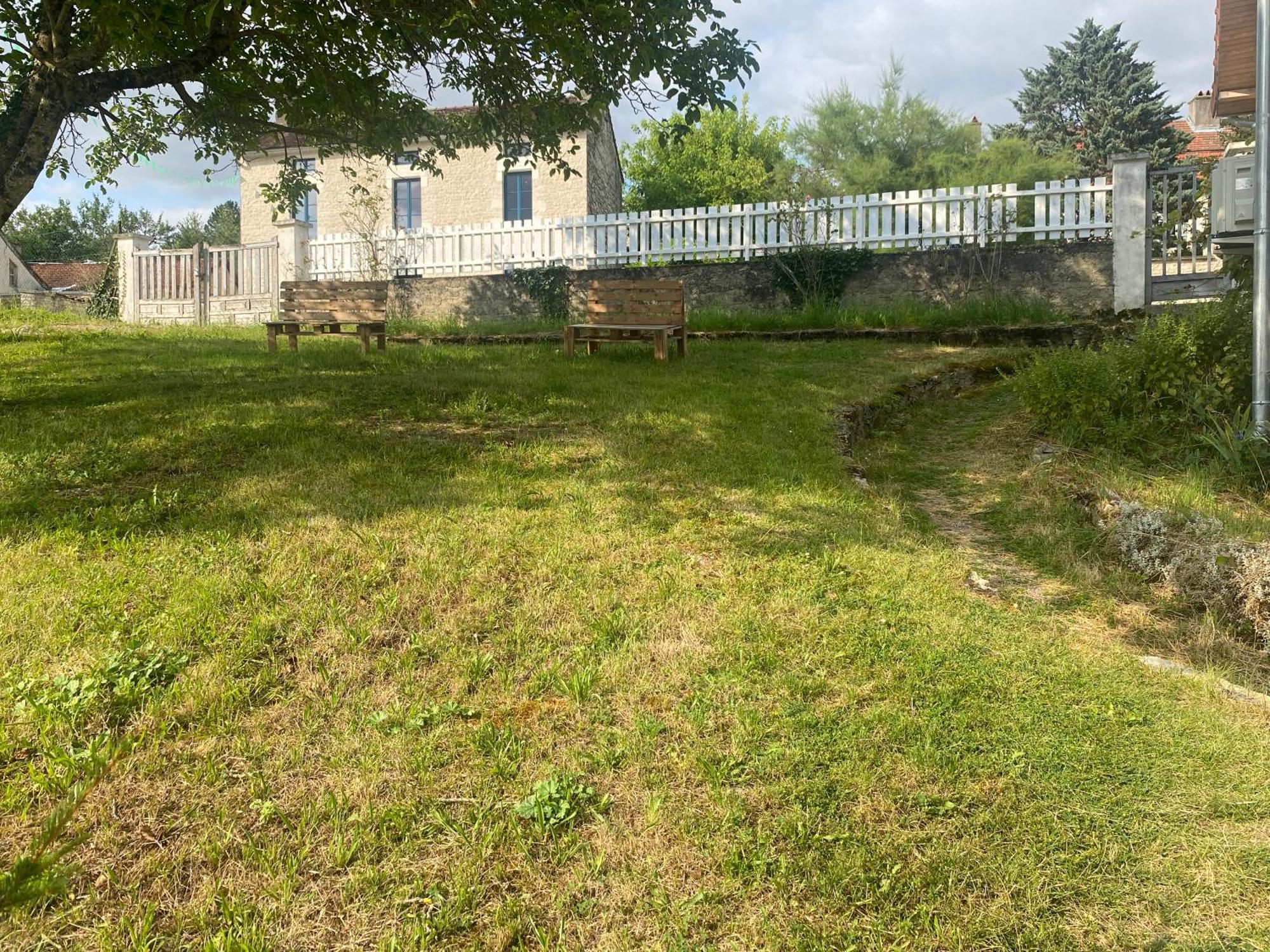 Studio Chez Mongery Landreville Exterior foto