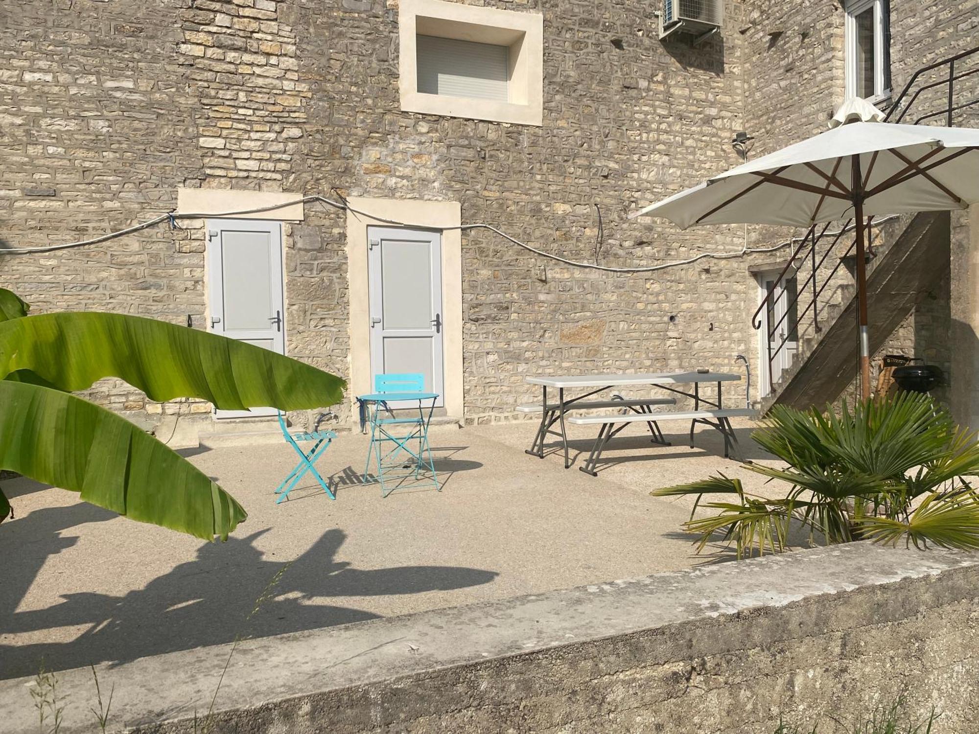 Studio Chez Mongery Landreville Exterior foto